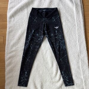 Black and Blue Low-Waisted Leggings
